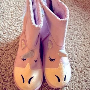 NEW purple unicorn ugh style boots with rainbow fur - size 13